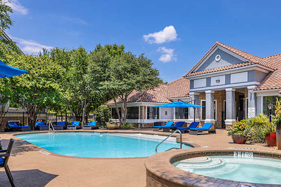 Amenities Pet Policy DeLayne at Twin Creeks apartments in Allen, TX